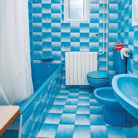 3 Bedroom Amazing In Apartman Nedescina